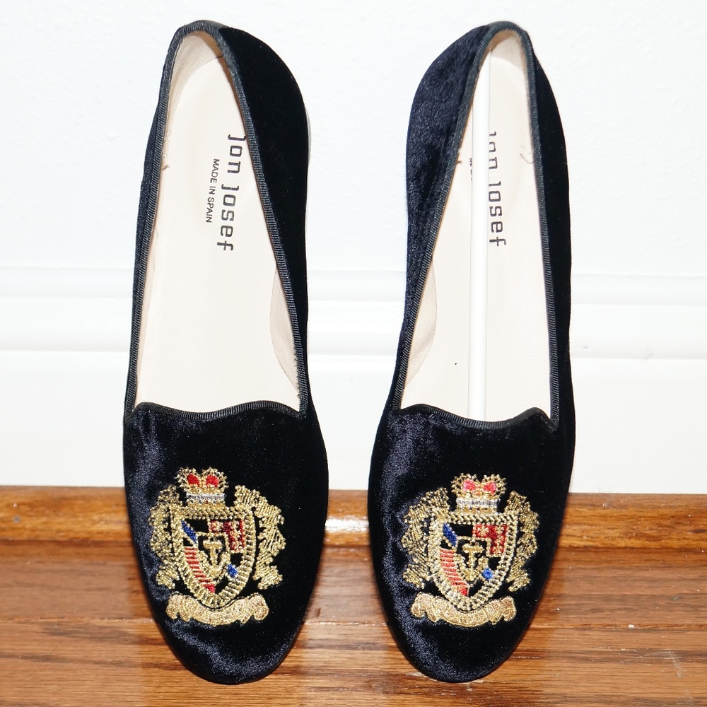 New Jon Josef Black Gatsby Emblem Velvet Loafers